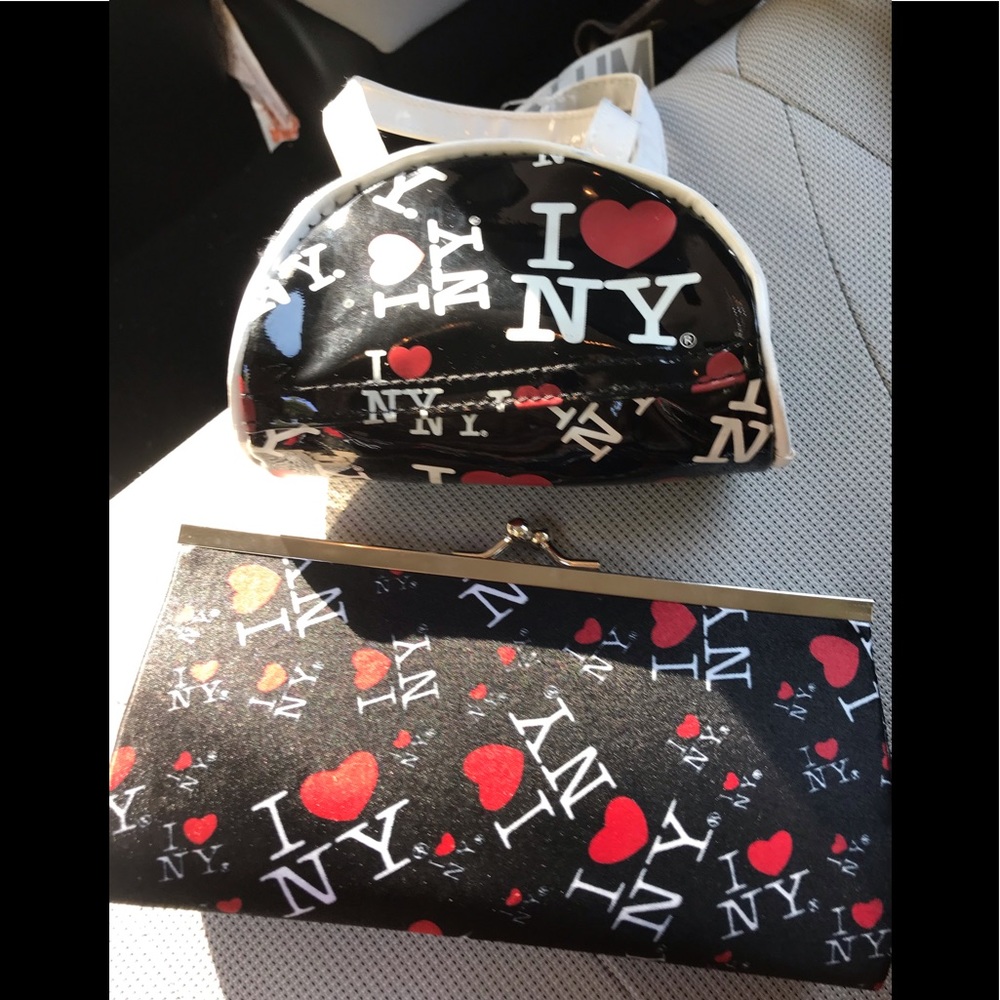 A little makeup bag and coin purse